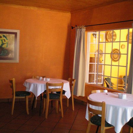 Hotel Casa Piccolo Windhoek Exterior foto