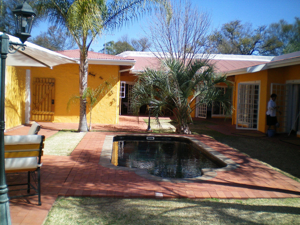 Hotel Casa Piccolo Windhoek Exterior foto