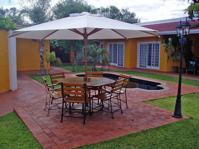 Hotel Casa Piccolo Windhoek Exterior foto